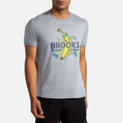 Brooks Distance Graphic Short Sleeve Men's 27 Brooks Distance Graphic Short Sleeve Men's -BROOKS Shop 056934 020 1