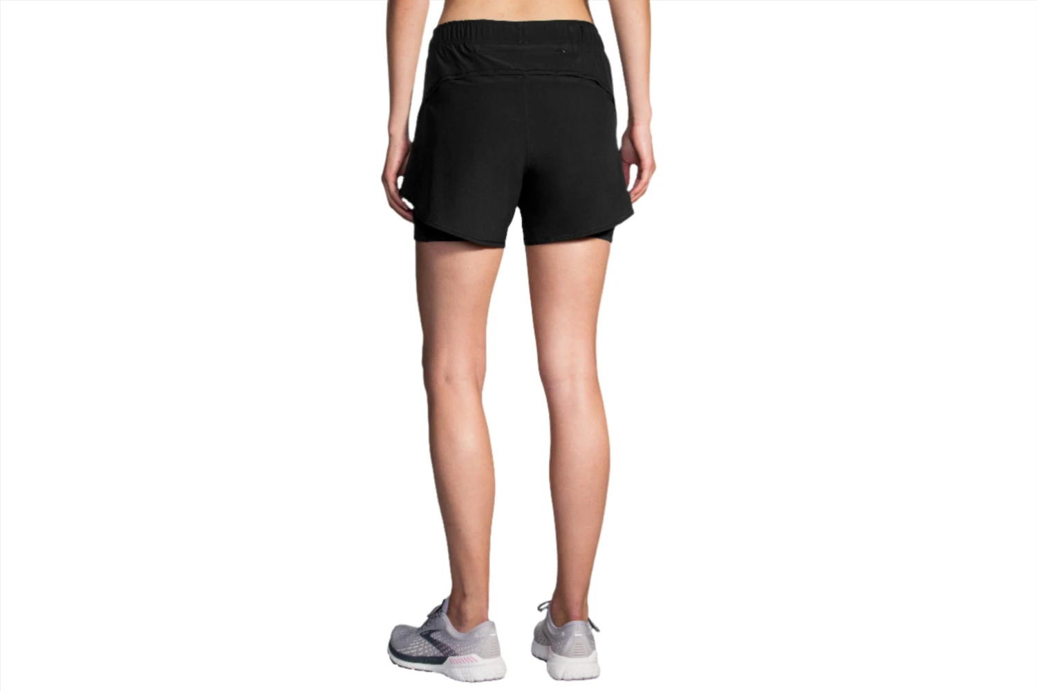 Brooks Women's Chaser 5" 2-IN-1 Short - Black (221464001) 2 Brooks Women's Chaser 5" 2-IN-1 Short - Black (221464001) - Image 2