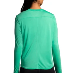 Brooks Women's Run Merry Distance Long Sleeve - Green/Run Merry (221563377) -BROOKS Shop 221563 377 MB Run Merry Distance Graphic LS scaled