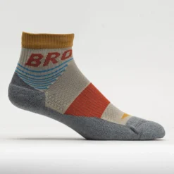 Brooks High Point Quarter Sock 7 Brooks High Point Quarter Sock -BROOKS Shop 651289 214 2