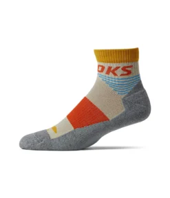 Brooks High Point Quarter Socks
