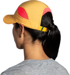 BROOKS Chaser Hat (813 - Sun Glow/Hyper Pink/Run Happy) -BROOKS Shop B9B705F9 0652 47D4 BCFE AEEBA3960759